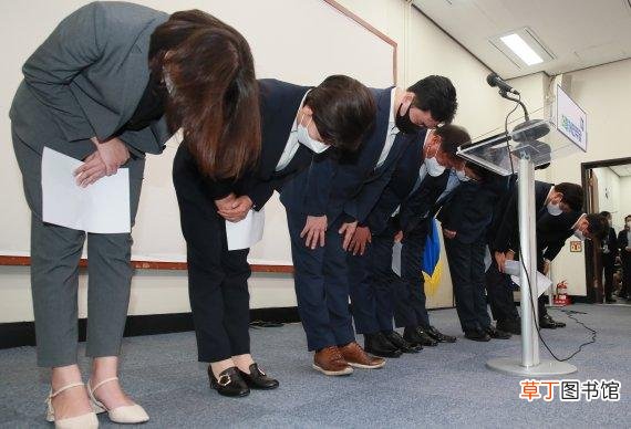 韩国执政党与在野党的关系 韩国执政党领导层集体辞职