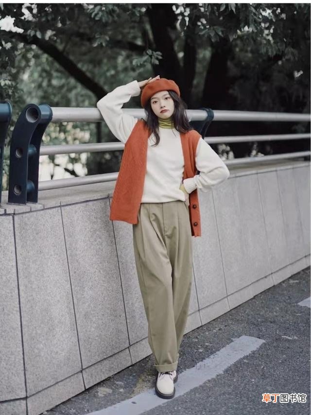绿色裤子搭配大全 绿色裤子配什么颜色的上衣好看