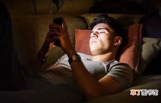 熬夜危害大易提前衰老 晚上睡不着觉应对妙招
