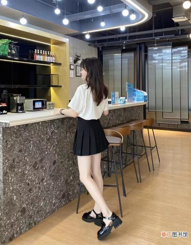 短裙搭配指南大全 如何搭配短裙好看靓丽