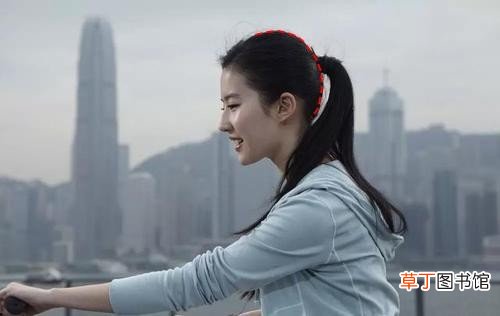 你适合什么样的发型 直刘海适合什么发型