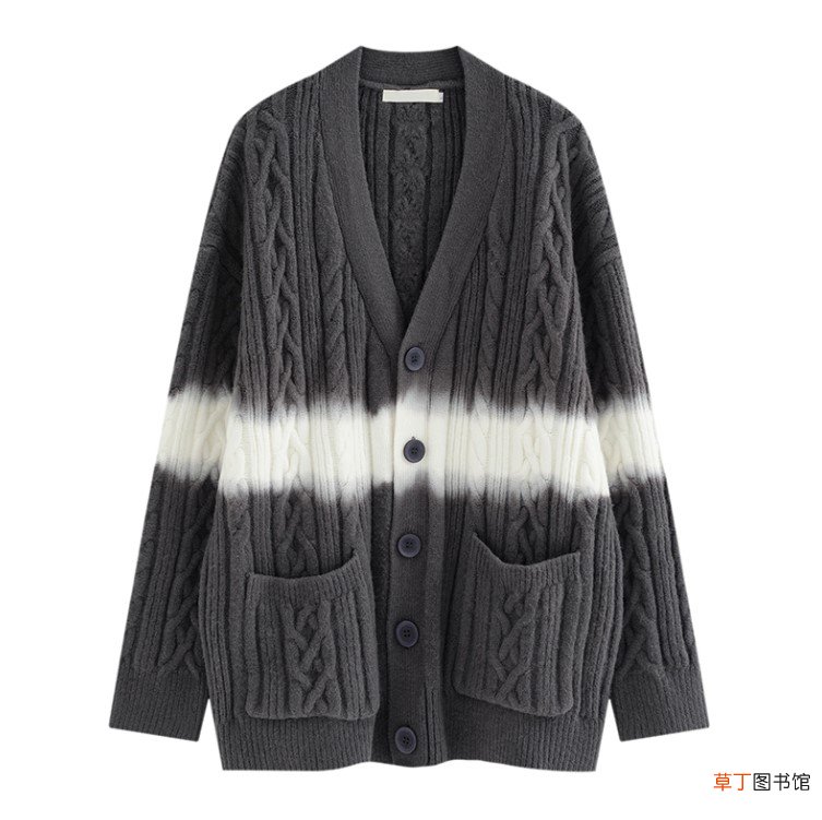 灰色针织衫内搭什么