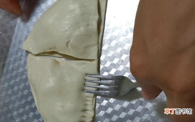 手抓饼皮创意新吃法教程 手抓饼饼皮的多种吃法