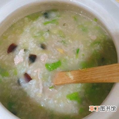 美味营养皮蛋瘦肉粥怎么做 皮蛋粥的做法步骤