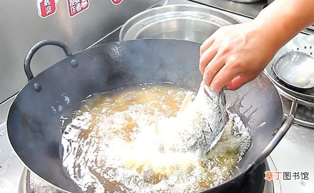 厨师长分享家常红烧鱼技术要点 红烧鱼的家常做法简单步骤