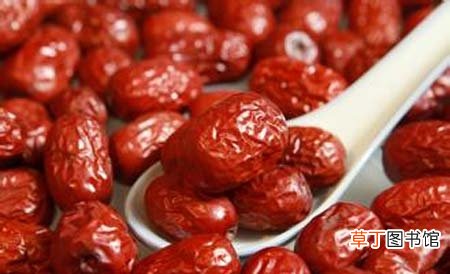 7种红色果蔬陪你过春夏春夏适合吃什么果蔬