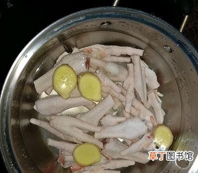 柠檬泡椒凤爪的做法 怎样做柠檬泡椒凤爪