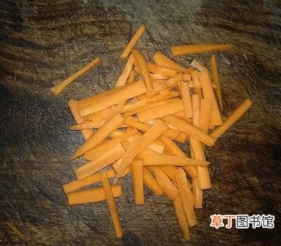 柠檬泡椒凤爪的做法 怎样做柠檬泡椒凤爪