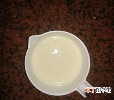 柠檬泡椒凤爪的做法 怎样做柠檬泡椒凤爪