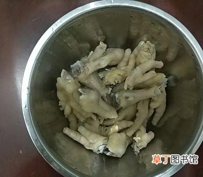 柠檬泡椒凤爪的做法 怎样做柠檬泡椒凤爪