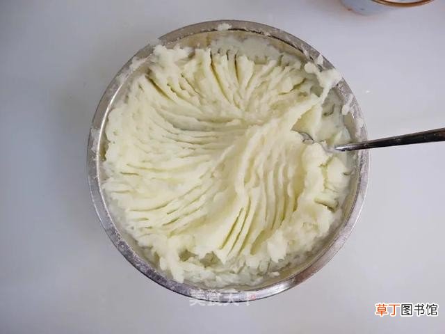 百吃不厌的土豆泥制作方法 家庭自制土豆泥