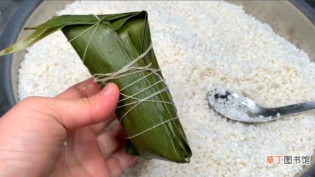 粽子应该怎么包才好 最简便的包粽子手法步骤