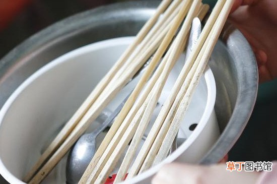 碗筷怎样去除黄曲霉素