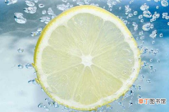不锈钢热水壶里的水垢怎样去除