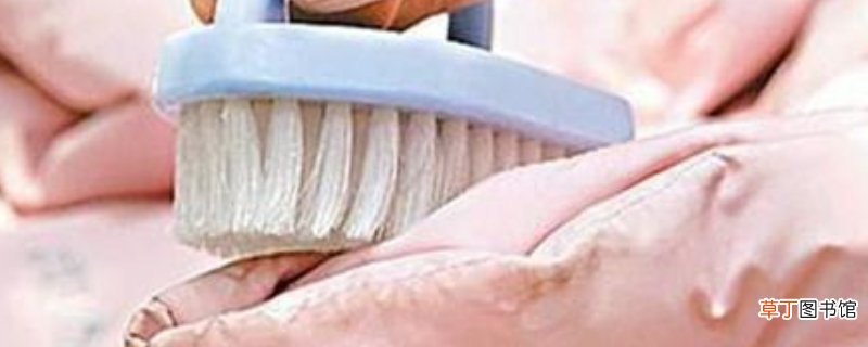 用啥能去除衣服上油汗味