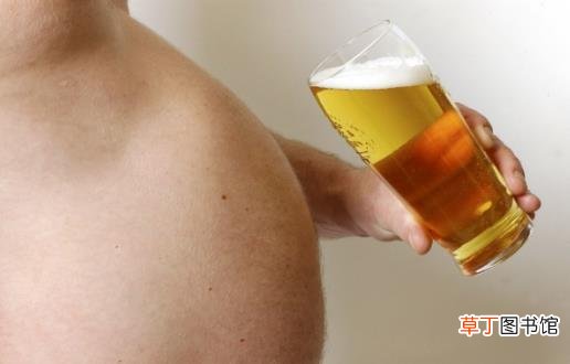 长啤酒肚是否是喝啤酒造成的 消除啤酒肚的五个方法