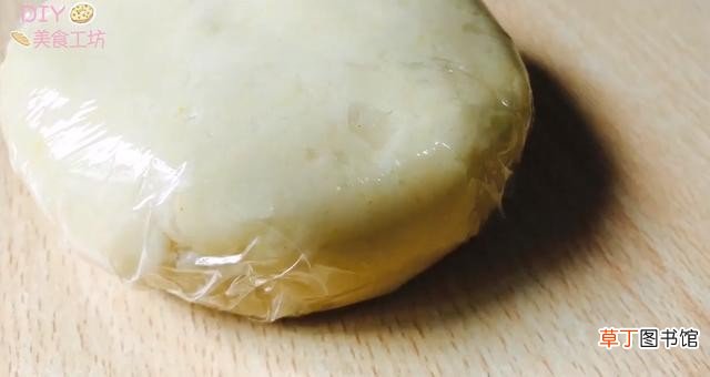 超级详细教你做月饼外皮 做月饼皮的步骤操作