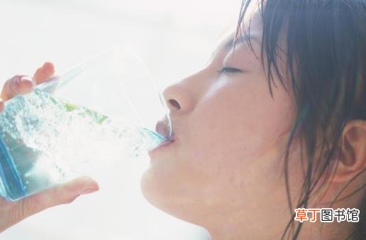 女孩子保养皮肤要从20岁做起 日常食疗养出好皮肤