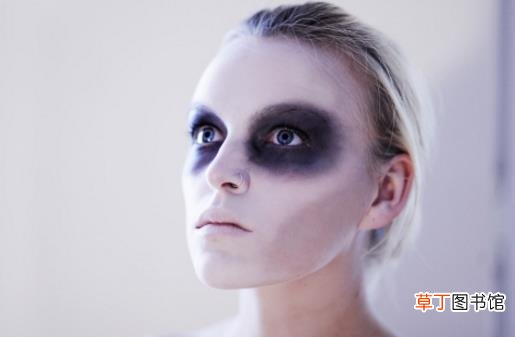 黑眼圈不仅是因为肾虚 黑眼圈透露你身体的健康问题