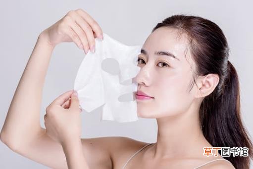 敷面膜的八大注意事项 把握敷面膜的最佳时间很重要