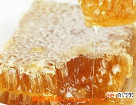 蜂巢蜜的作用与功效 蜂巢蜜怎么吃
