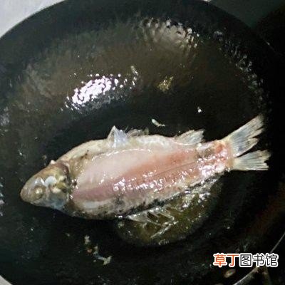 好吃又解馋的小米锅巴教程 自制小米锅巴的家常做法