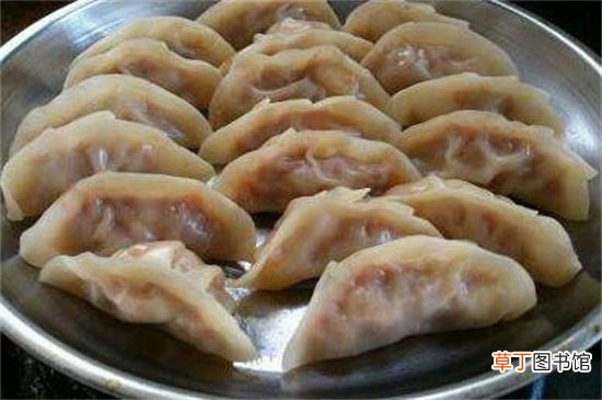 蒸饺粘盘子怎么处理