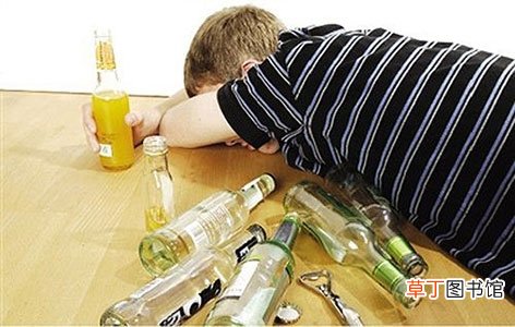 养胃需注意八个禁忌 忌晚餐过饱狼吞虎咽