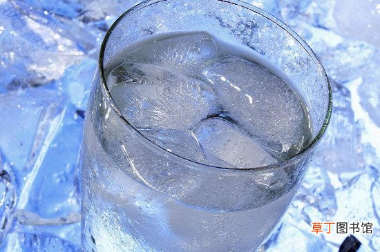 日本人为什么喜欢喝冰水