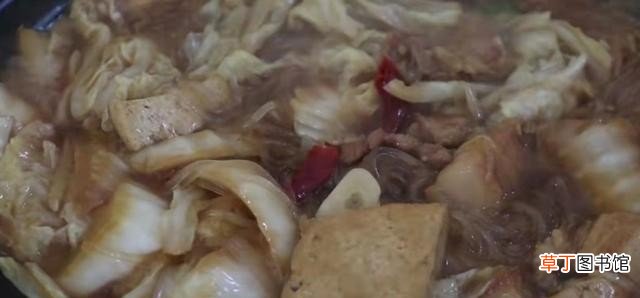 白菜炖豆腐好吃的诀窍分享 豆腐炖白菜的做法步骤