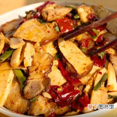 白菜炖豆腐好吃的诀窍分享 豆腐炖白菜的做法步骤
