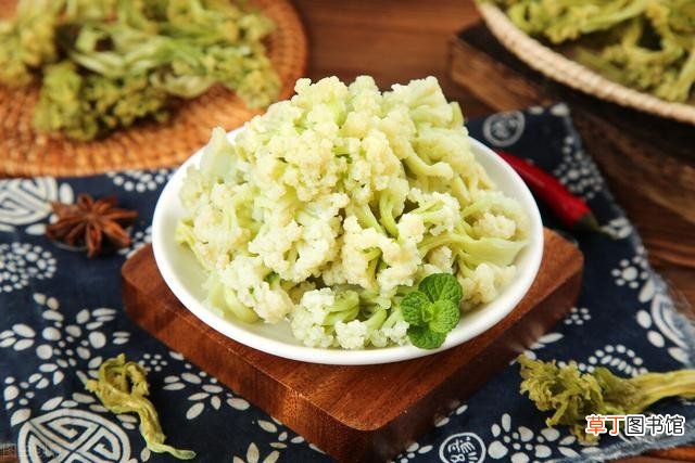 白菜炖豆腐好吃的诀窍分享 豆腐炖白菜的做法步骤