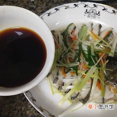 菠菜炒豆腐的制作方法 菠菜豆腐的做法步骤分享