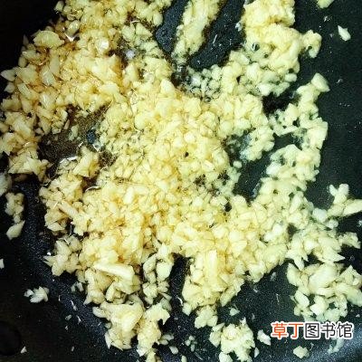 蒜蓉粉丝蒸波士顿龙虾的制作方法 波士顿龙虾最简单的做法
