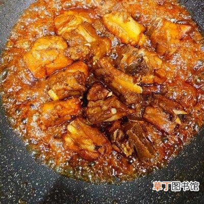 简单下饭的糖醋排骨做法步骤 简单家庭版糖醋排骨制作方法