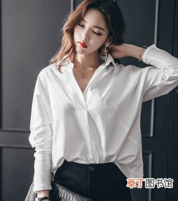 冬裙怎么搭配上衣