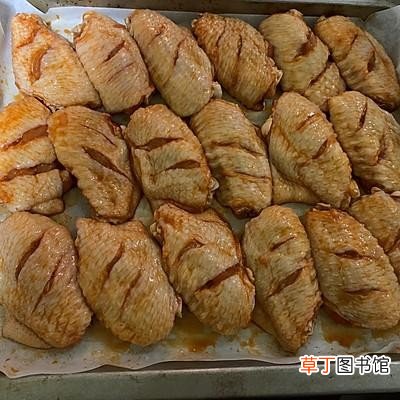 最详细的烤鸡翅中的做法步骤 烤鸡翅的做法教程