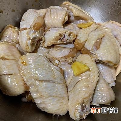 最详细的烤鸡翅中的做法步骤 烤鸡翅的做法教程