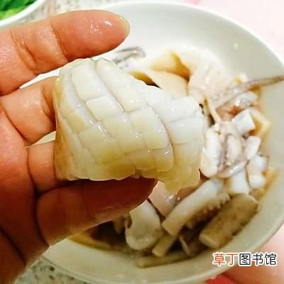 好吃的爆炸的家常炒鱿鱼做法 怎样炒鱿鱼才好吃
