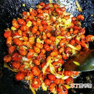 超级美味的家常小龙虾尾 龙虾尾的做法步骤分享