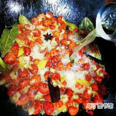 超级美味的家常小龙虾尾 龙虾尾的做法步骤分享