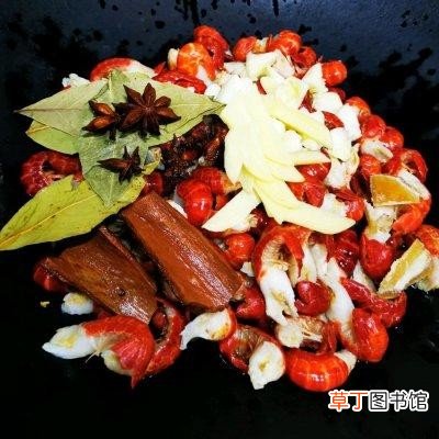 超级美味的家常小龙虾尾 龙虾尾的做法步骤分享