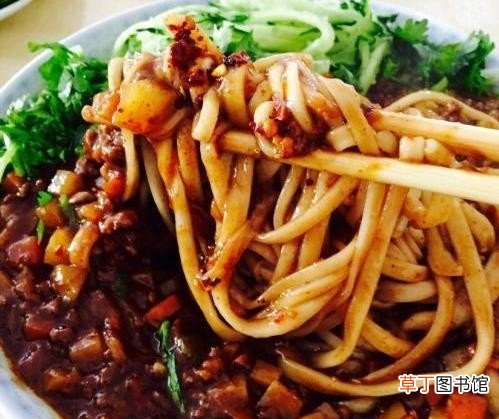 正宗炸酱面最全操作流程 正宗炸酱面的做法窍门大全