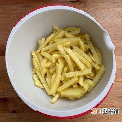 自制安心薯条空气炸锅版 空气炸锅炸薯条的做法介绍