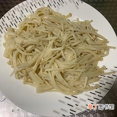 广东常见的水果煲汤清甜好喝 广东木瓜煲汤食谱做法