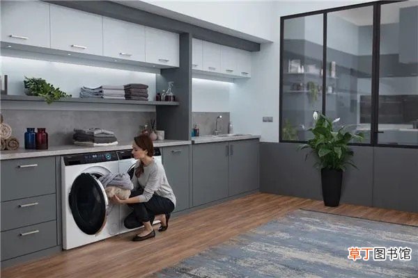 奥克斯洗衣机e2是哪里故障 奥克斯洗衣机显示e2怎么办