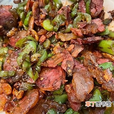 炒香肠怎么做好吃又简单 香肠做法大全家常炒菜