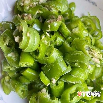 炒香肠怎么做好吃又简单 香肠做法大全家常炒菜