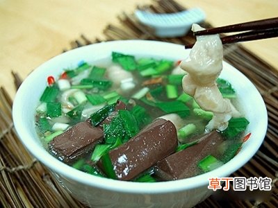 这饮食误区让女人贫血补血就喝菠菜猪血汤