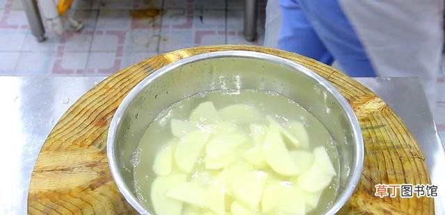 干煸土豆片的家常做法 干煸土豆片的做法步骤窍门